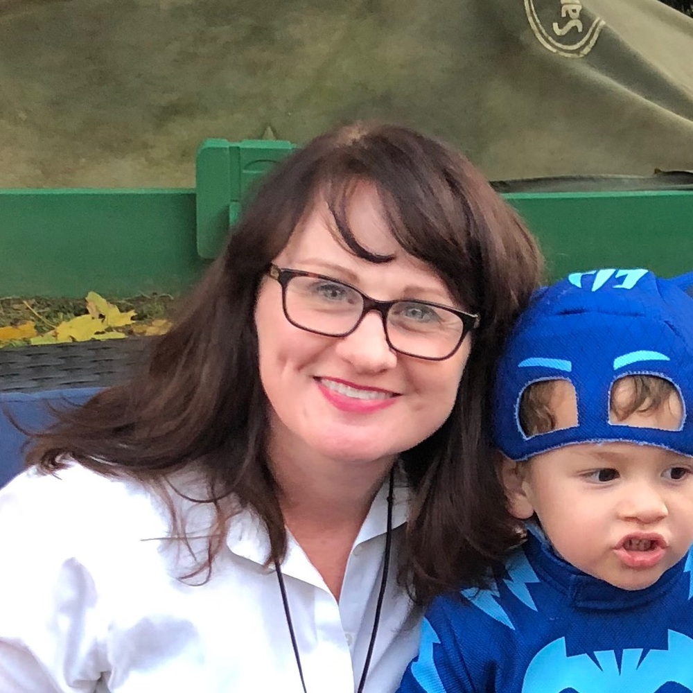 Meet your Posher, Jennifer